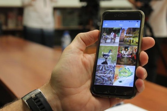 Imatge de la app executant-se en un mòbil
