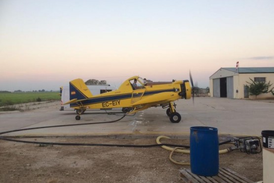 Imatge de l'avioneta que es fa servir per els tractaments