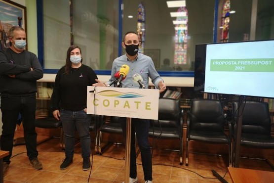 El president del COPATE presentant el nou pressupost